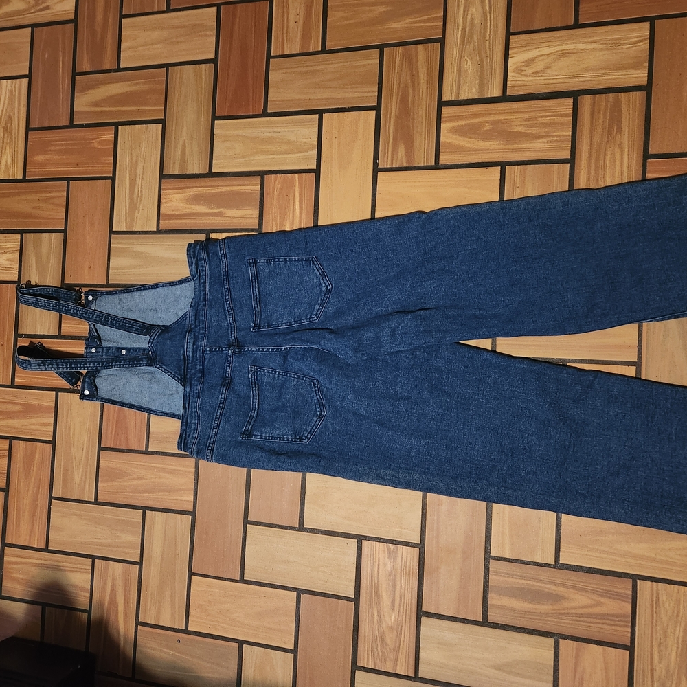 Universal Thread Blue Denim Cropped Overalls - image 4